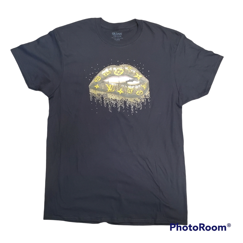 Custom designer inspired lips drip tee